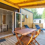 Camping Maeva Respire Ecolodge L\'Etoile D\'Argens *****