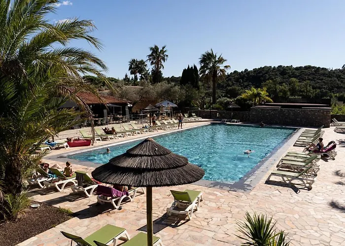 Camping Maeva Respire Ecolodge L\'Etoile D\'Argens *****