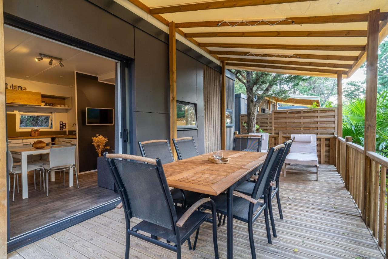 Camping Maeva Respire Ecolodge L'etoile D'argens ***** Campsite Frejus
