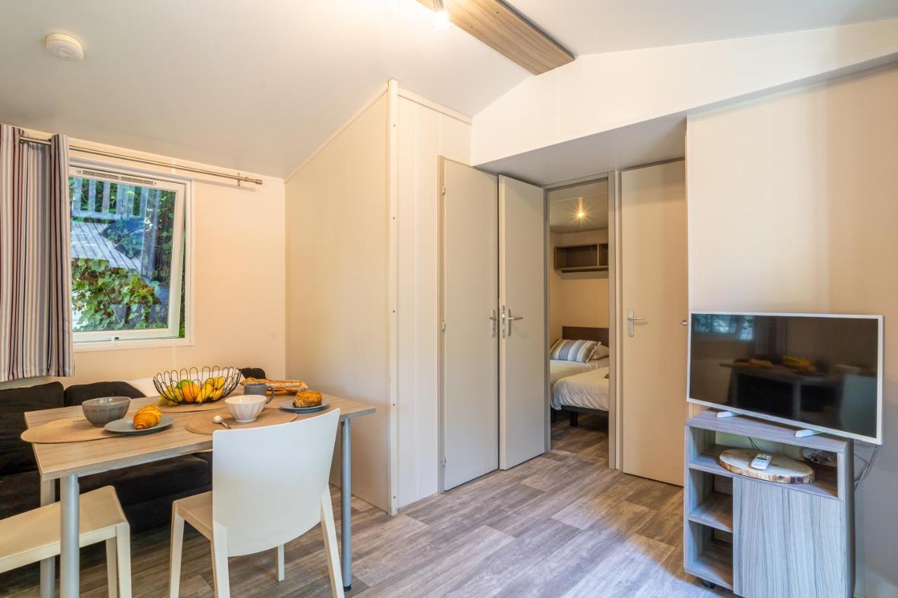 Camping Maeva Respire Ecolodge L'etoile D'argens ***** Campsite 5*